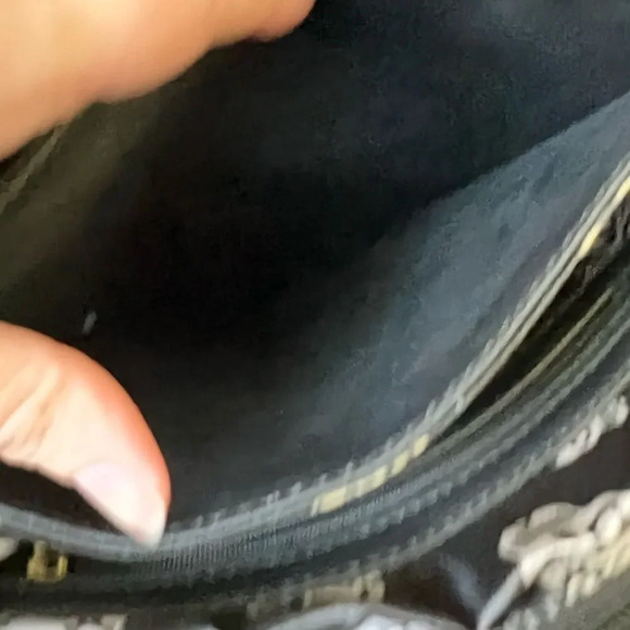 COCOS Rico skull crossbody purse - Picture 3 of 8